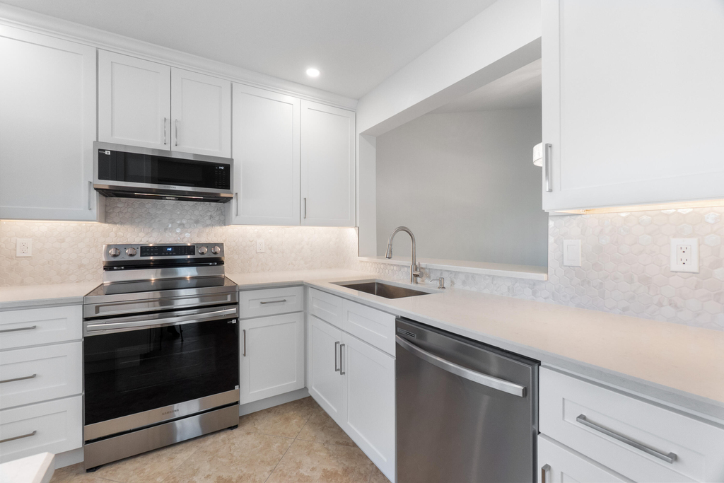 2061 Nw 21st Terrace - Photo 6