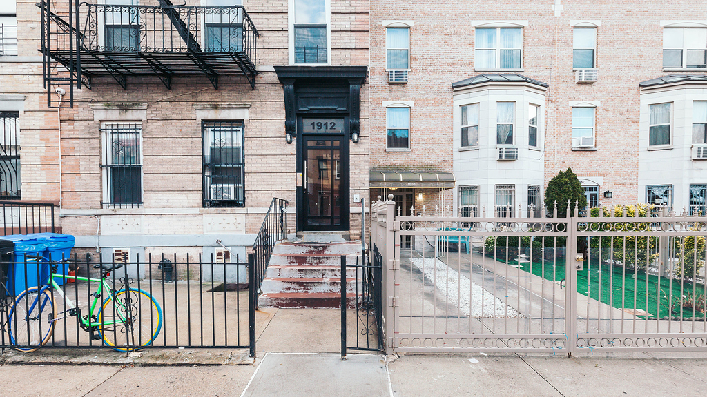 1912 Pacific St - Photo 11