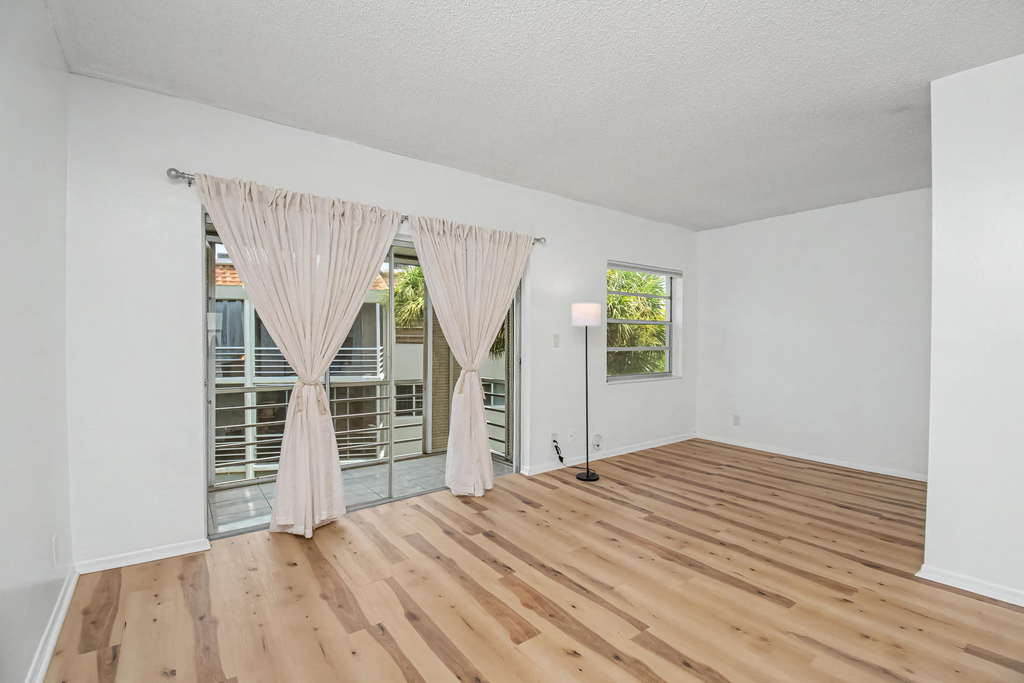 5501 Nw 2nd Avenue - Photo 6