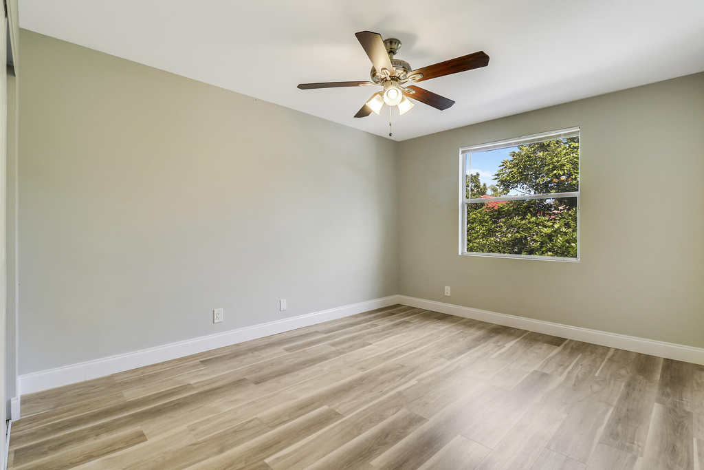 4881 Mcgill Street - Photo 31