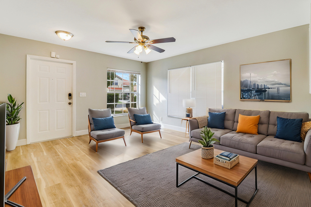 4881 Mcgill Street - Photo 2