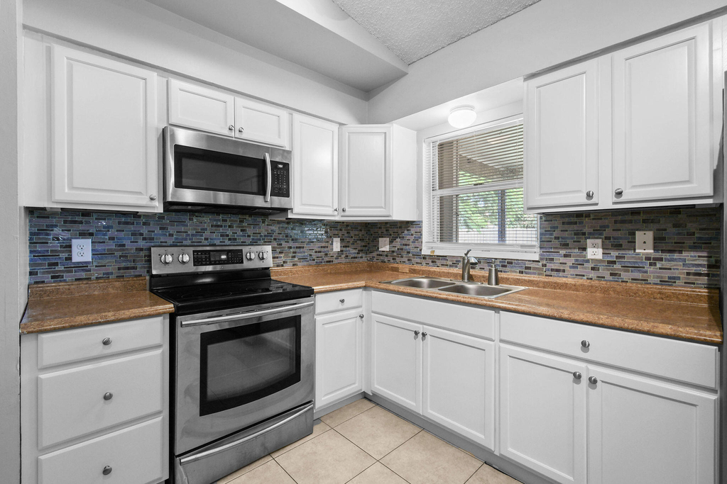 767 Se Chaloupe Avenue - Photo 8