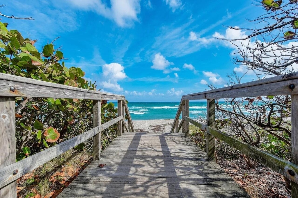 941 Ocean Drive - Photo 23