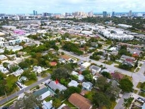 1320 Wellington Street - Photo 23