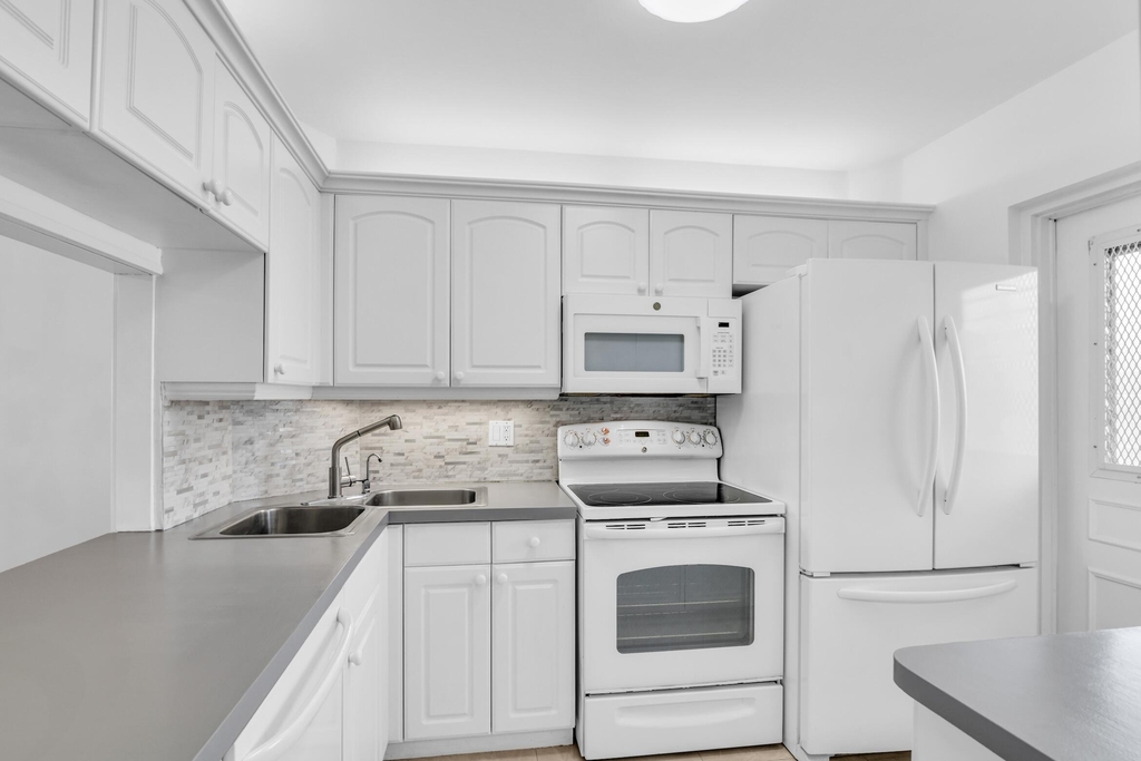 410 N Federal Highway N - Photo 2