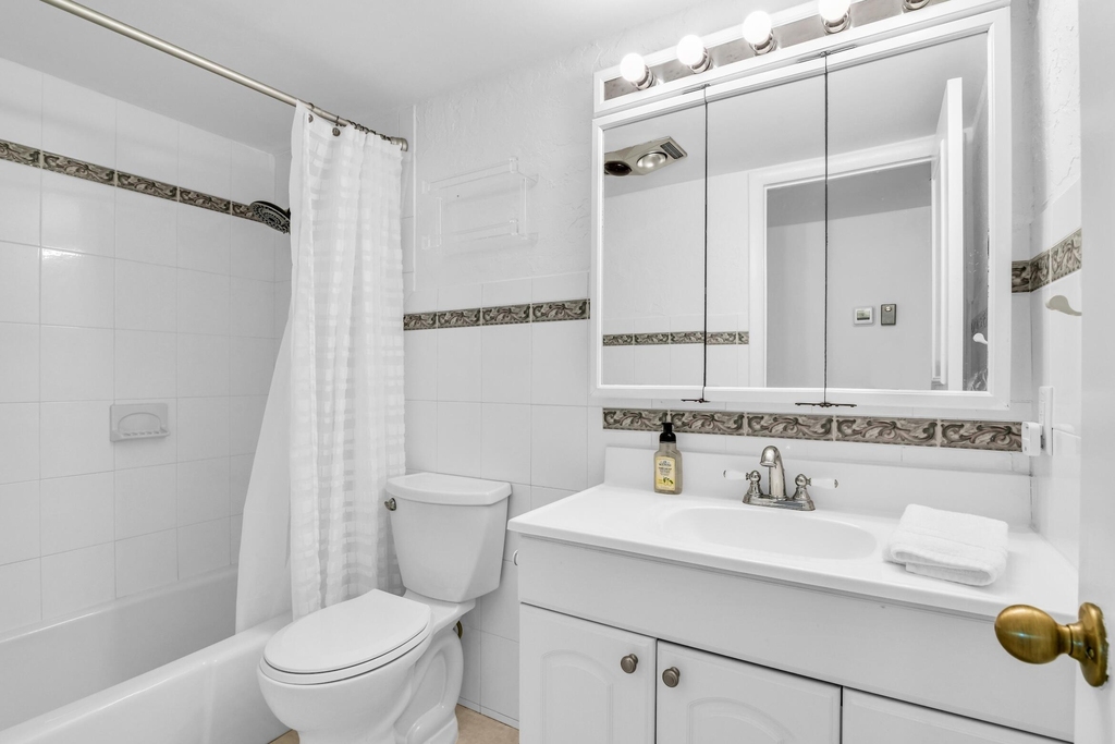 410 N Federal Highway N - Photo 22