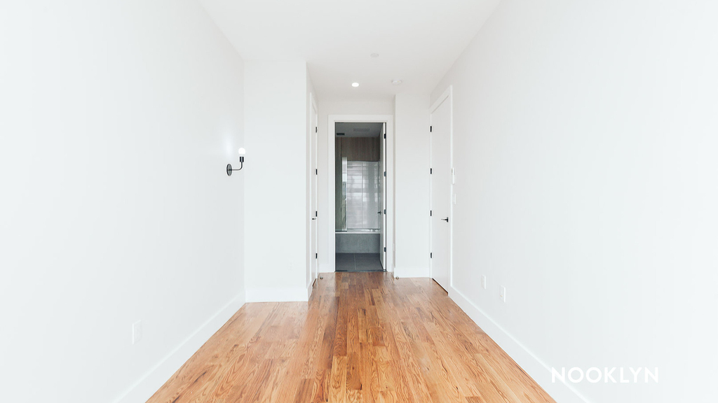 250 Lenox Rd - Photo 6