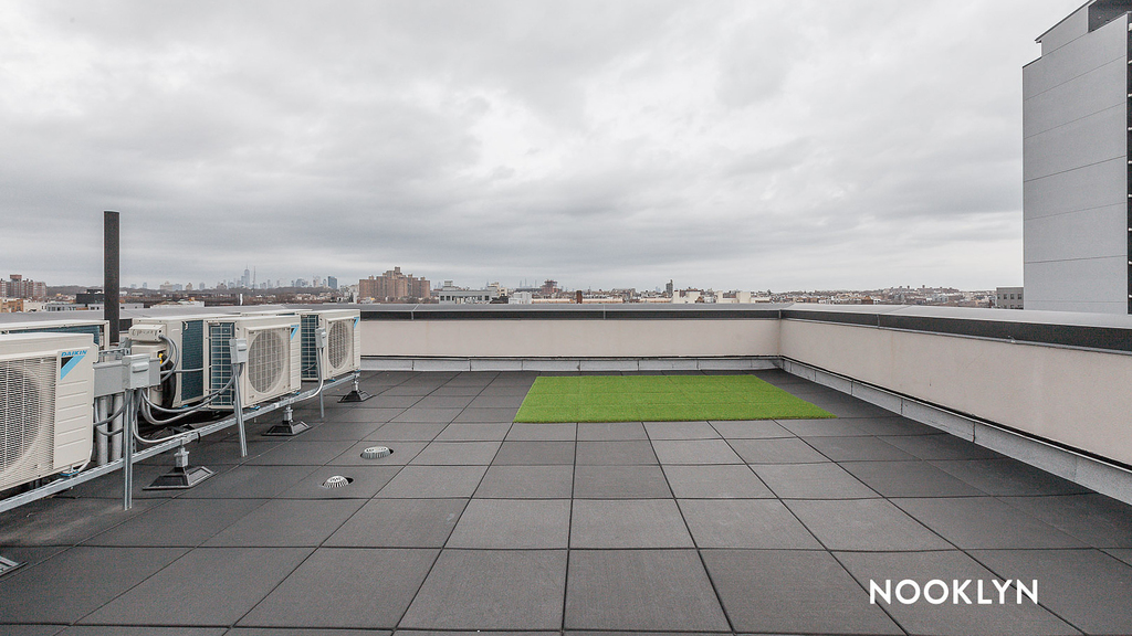 250 Lenox Rd - Photo 2
