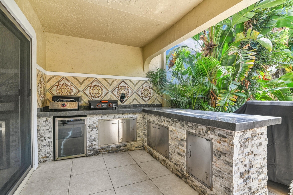 753 Villa Portofino Circle - Photo 12