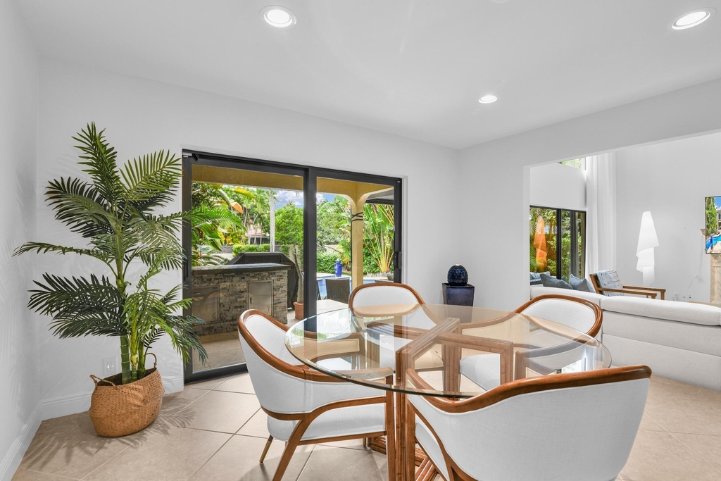 753 Villa Portofino Circle - Photo 18