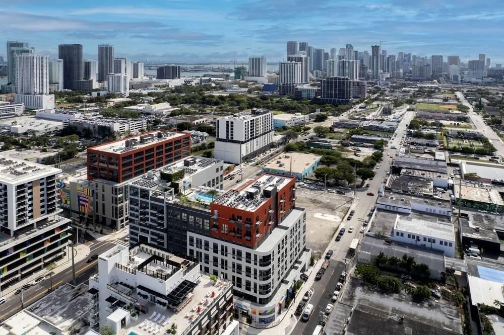 2150 N Miami Avenue - Photo 1