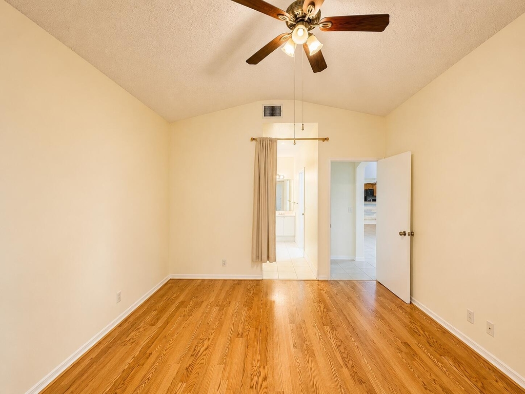 6711 Green Island Circle - Photo 12