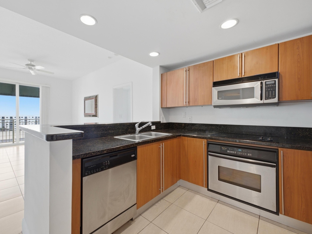 610 Clematis Street - Photo 10