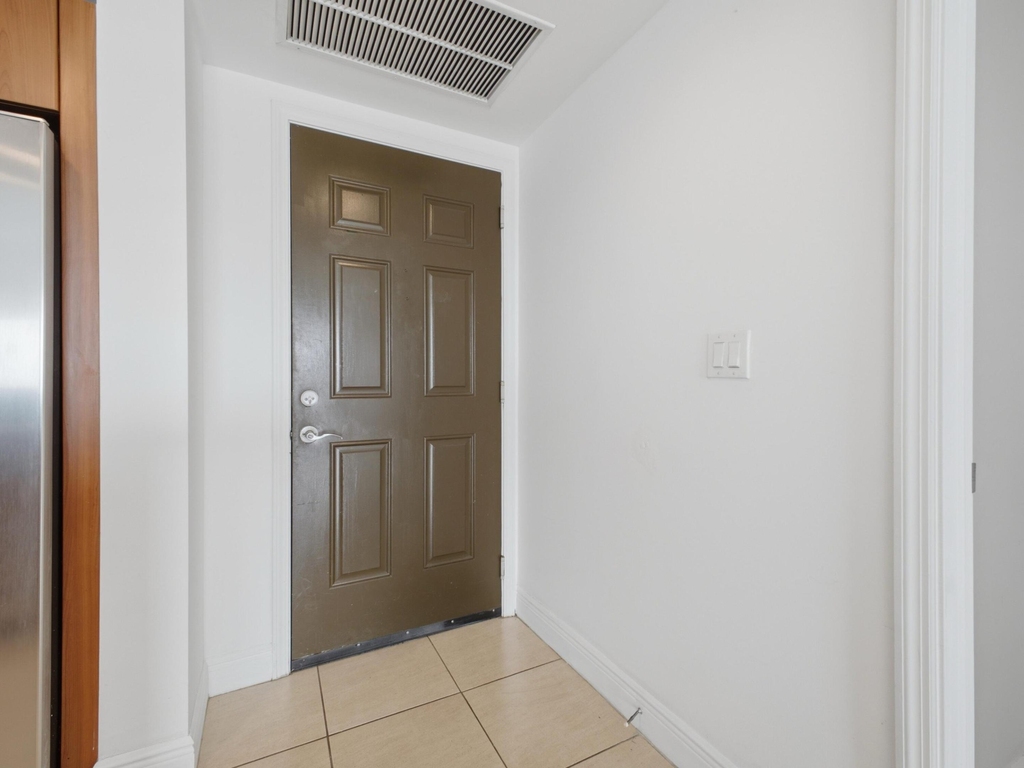 610 Clematis Street - Photo 6