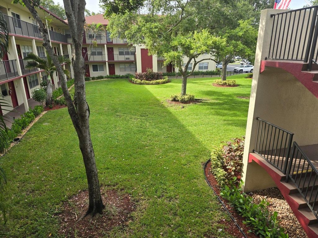 151 Sw 134th Way - Photo 5