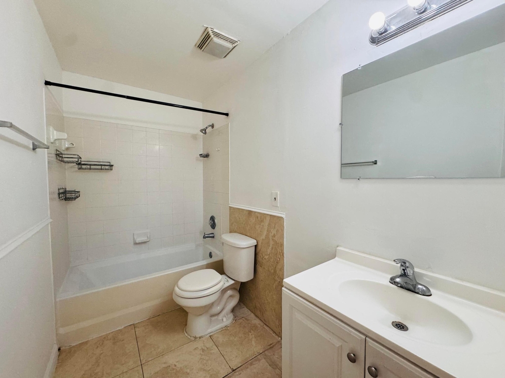 1068 N Benoist Farms Road - Photo 30