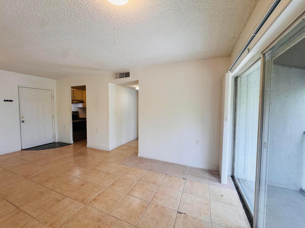 1068 N Benoist Farms Road - Photo 37