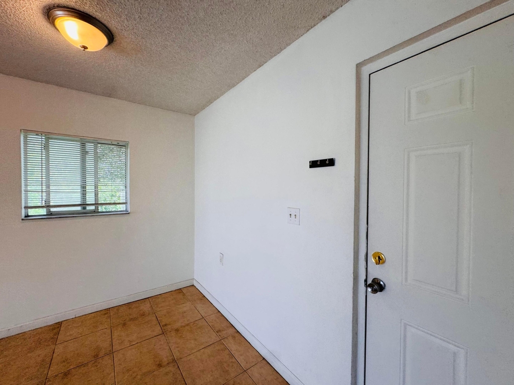 1068 N Benoist Farms Road - Photo 42