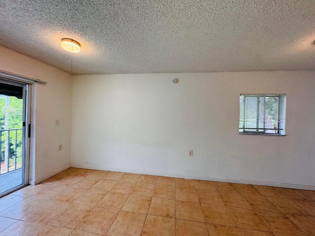 1068 N Benoist Farms Road - Photo 26