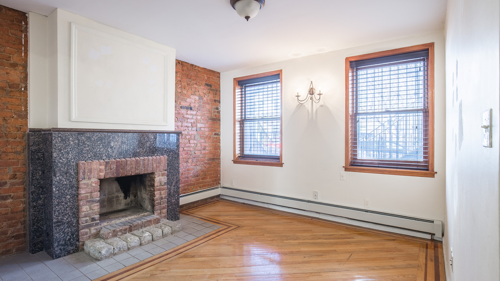 38 Greene Ave - Photo 8