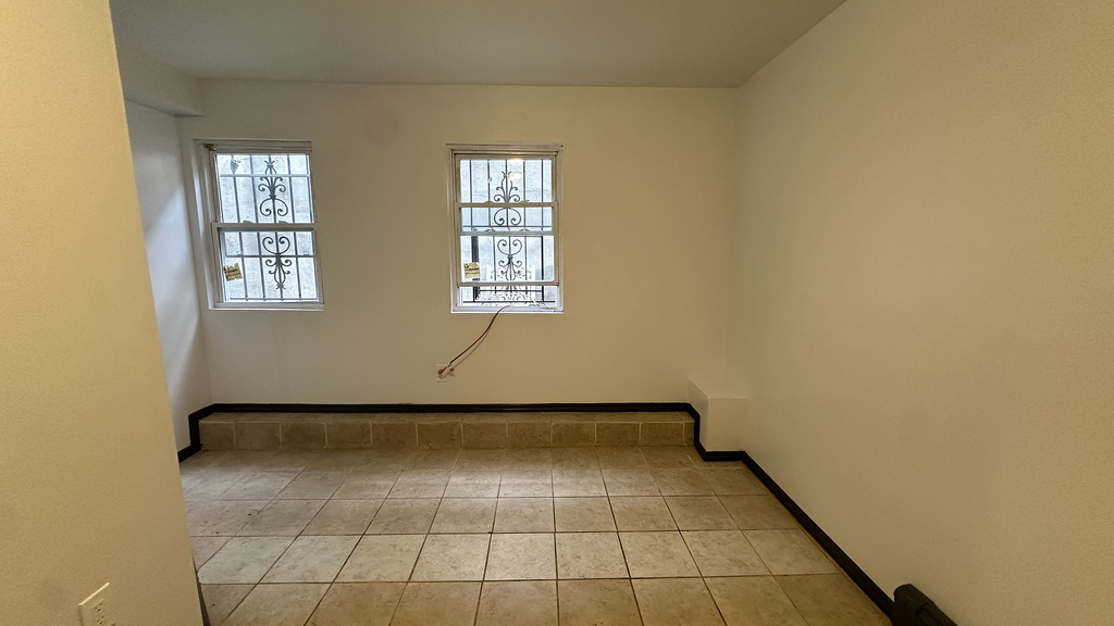 371 Kosciuszko St - Photo 5