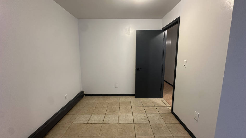 371 Kosciuszko St - Photo 6