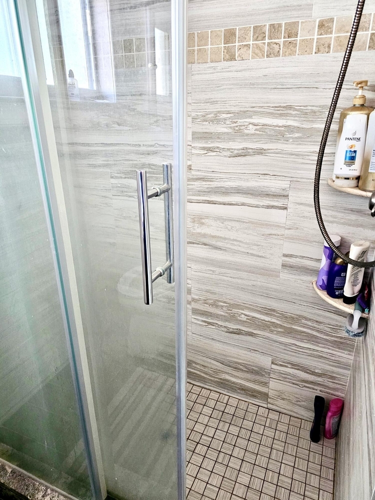 6410 Kimberly Boulevard - Photo 4