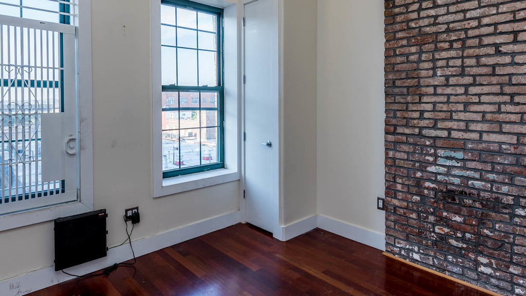 126 Grattan St - Photo 6