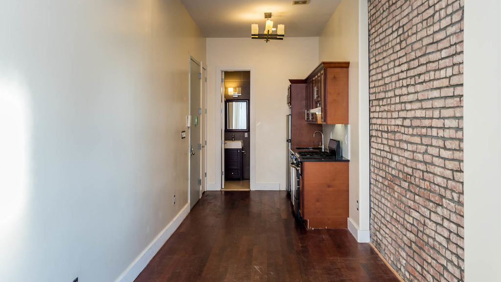 126 Grattan St - Photo 7