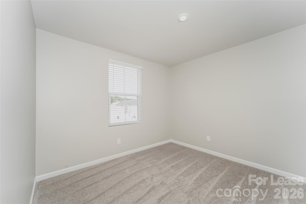 1017 Jeffrey Court Sw - Photo 9