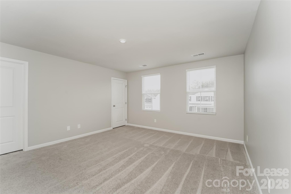 1017 Jeffrey Court Sw - Photo 7