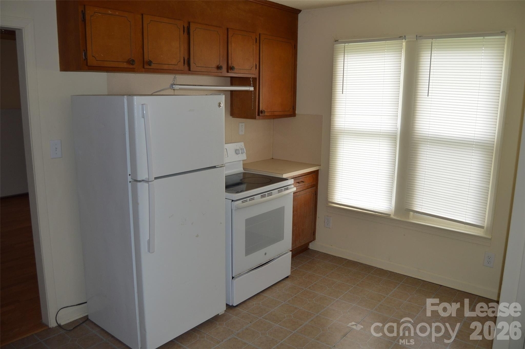 208 Wilson Street - Photo 5