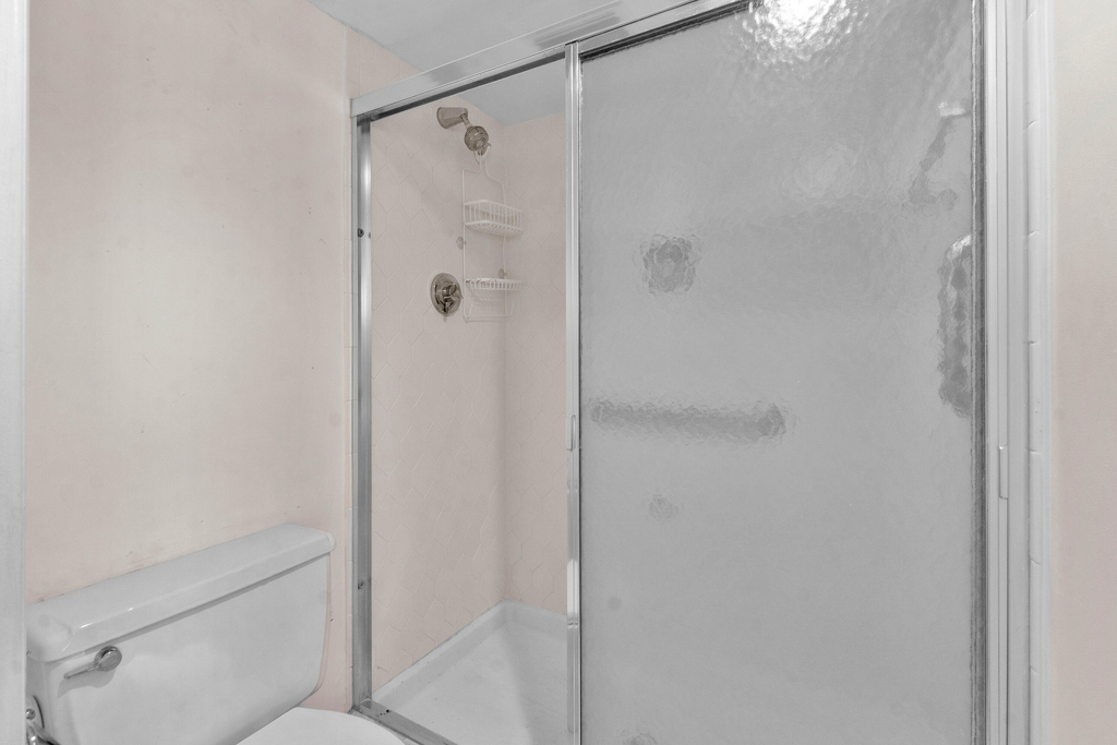 2425 Presidential Way - Photo 14