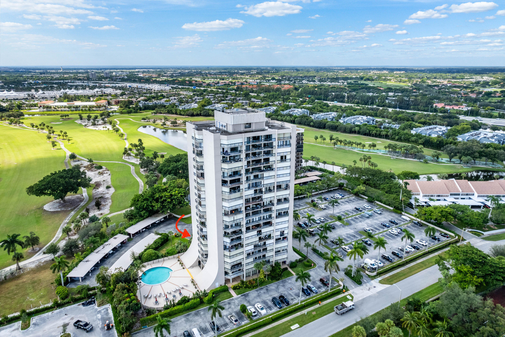 2425 Presidential Way - Photo 18