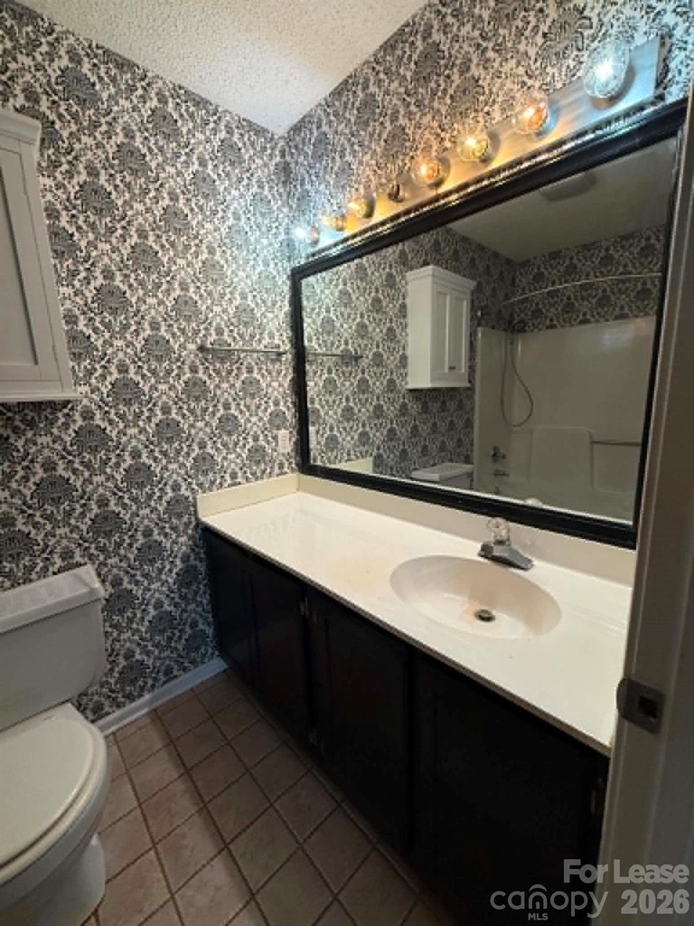 327 Eastwood Drive - Photo 4