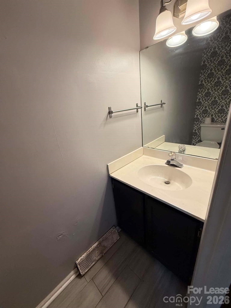 327 Eastwood Drive - Photo 5