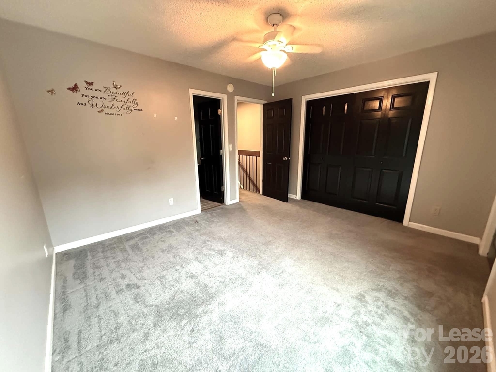327 Eastwood Drive - Photo 8