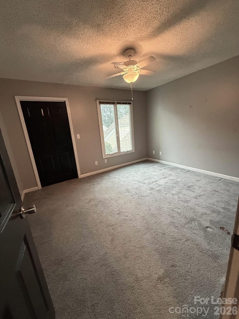 327 Eastwood Drive - Photo 9