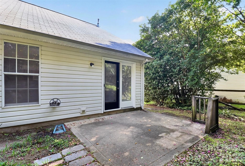 3411 Pondridge Court - Photo 32
