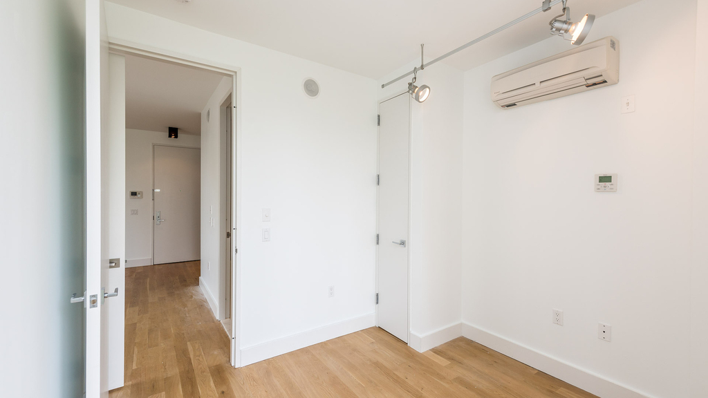 74 Maujer St - Photo 1