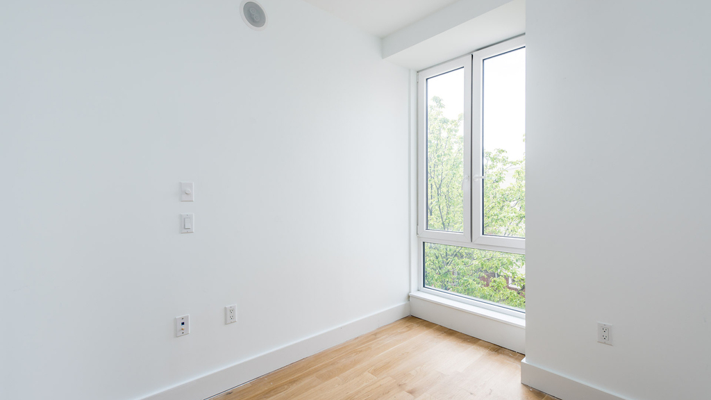 74 Maujer St - Photo 10