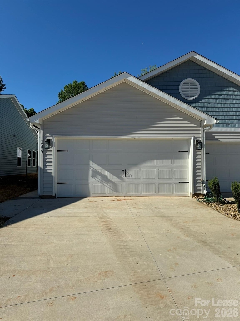 145 Brawley Villas Place - Photo 0