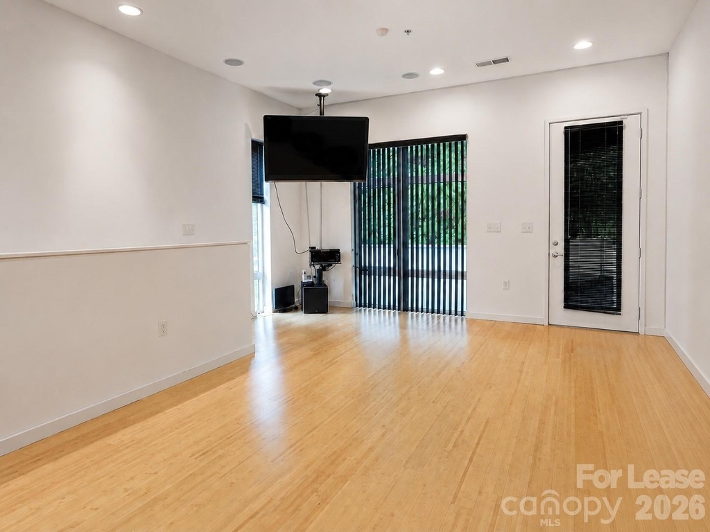 350 Viburnum Way Court - Photo 4