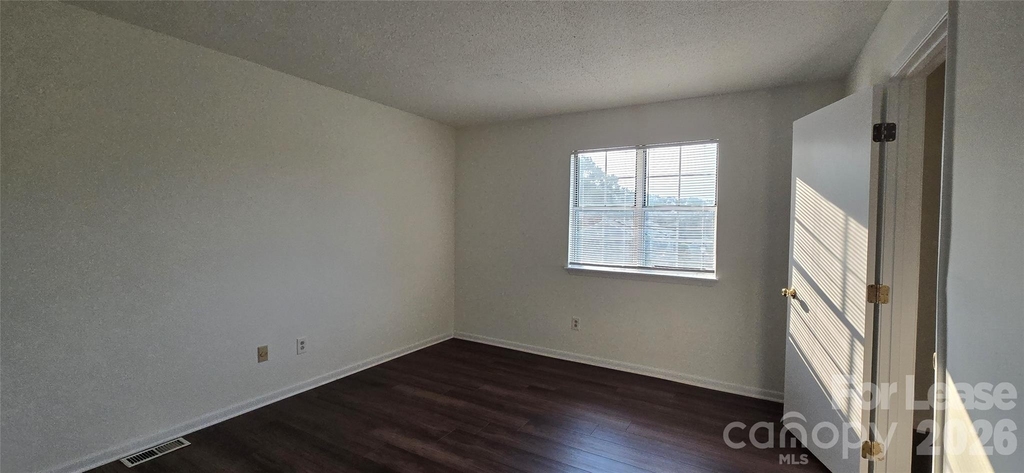 3109 Heathstead Place - Photo 9