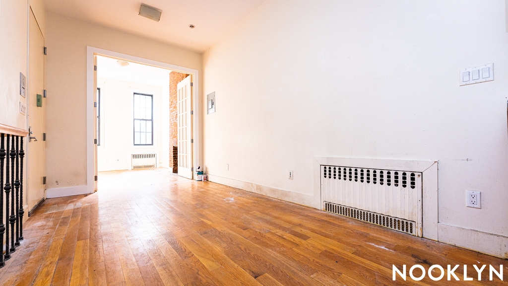 243 Irving Ave - Photo 8