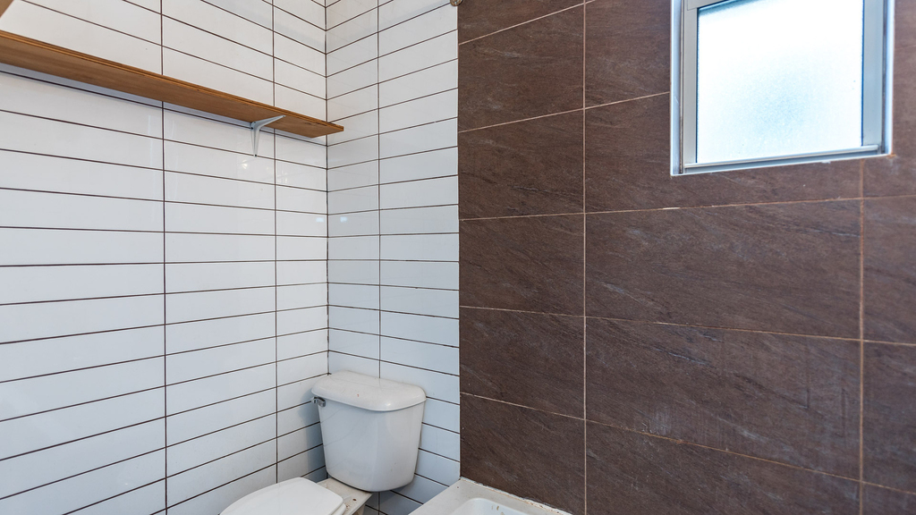 252 Stockholm St - Photo 9
