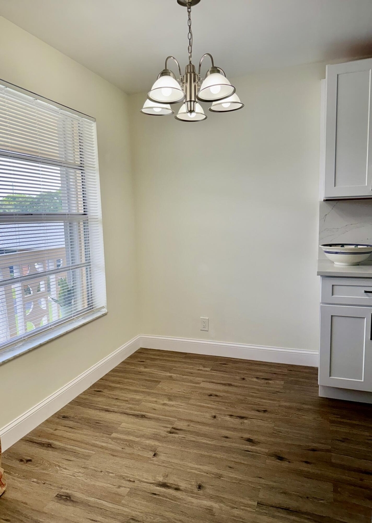 1340 Nw 18th Avenue - Photo 5