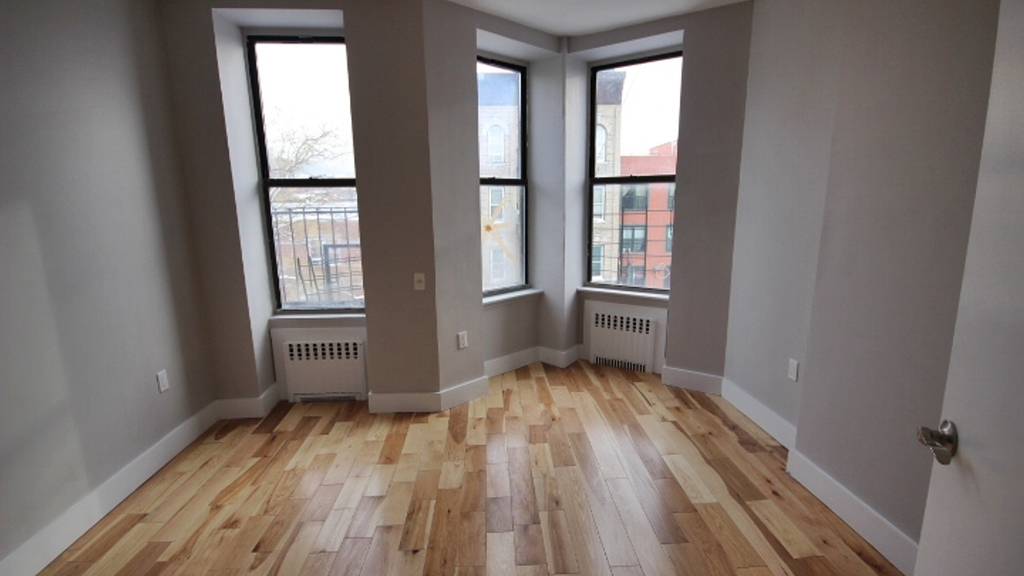407 Chauncey St - Photo 1