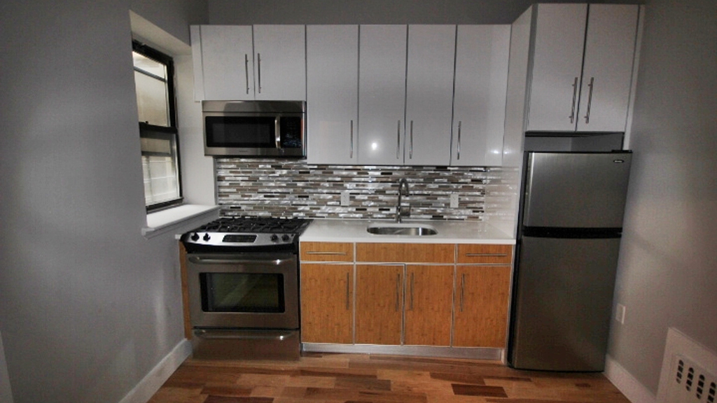 407 Chauncey St - Photo 14