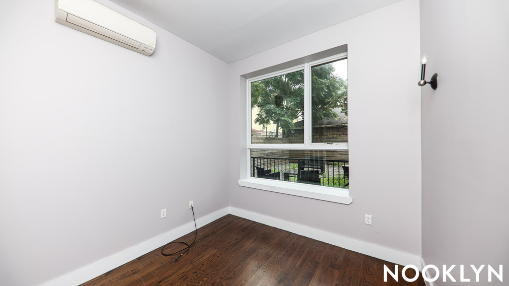 1605 New York Ave - Photo 8